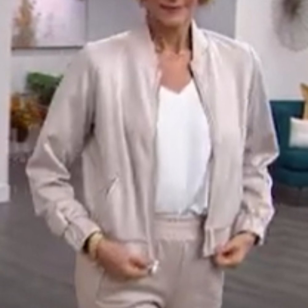 G by Giuliana Ultrasuede Bomber Jacket 764-764 Silvertone Large